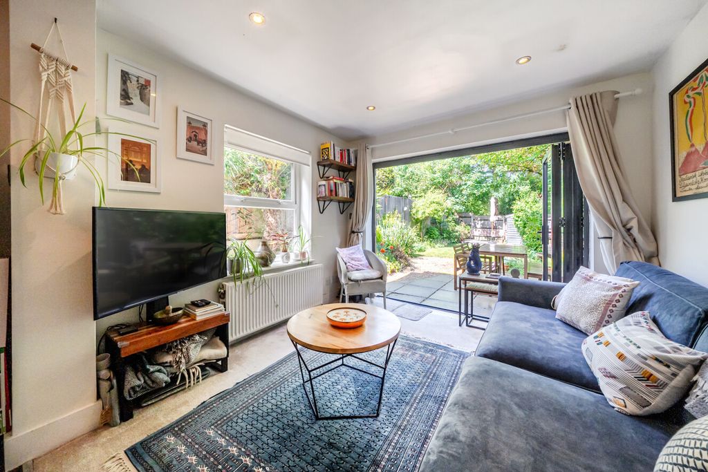 Property photo 1 of 10 1-6A05Ae85Bb3ce-1...
