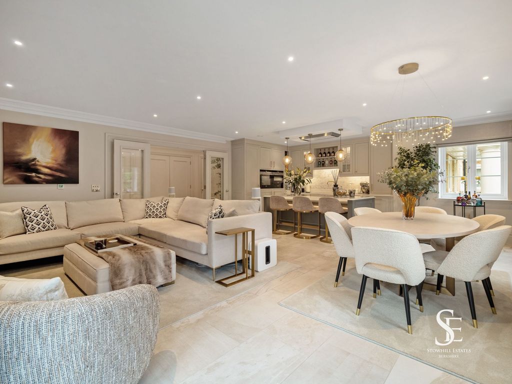 Property photo 2 of 29 Open-Plan Kitchen / Dining / Living Area