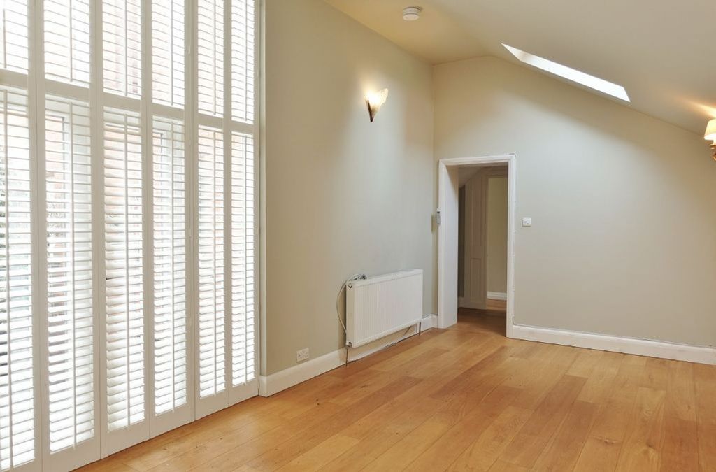 Property photo 3 of 23