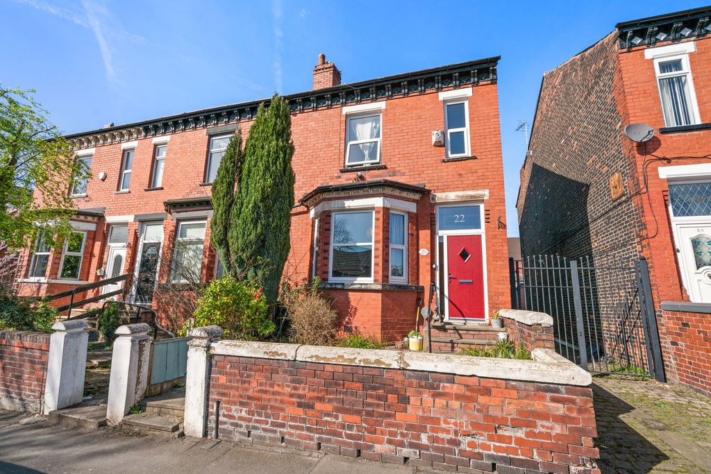 Property photo 1 of 21