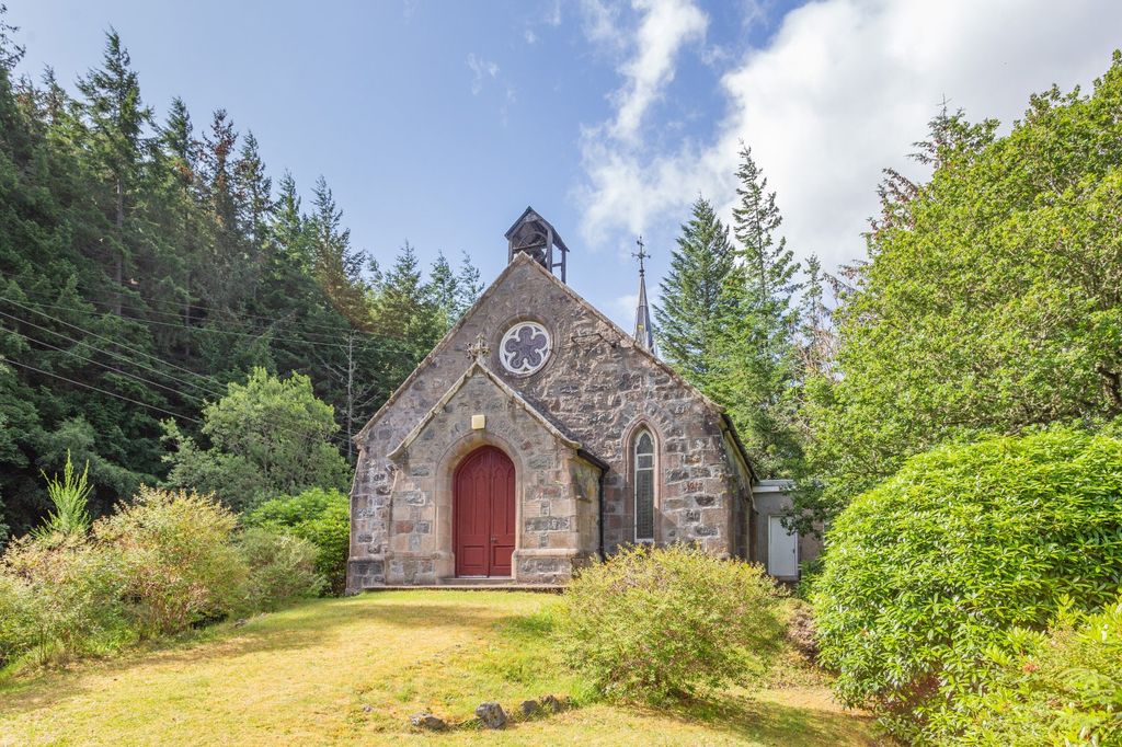 Property photo 2 of 35 Foyers Church