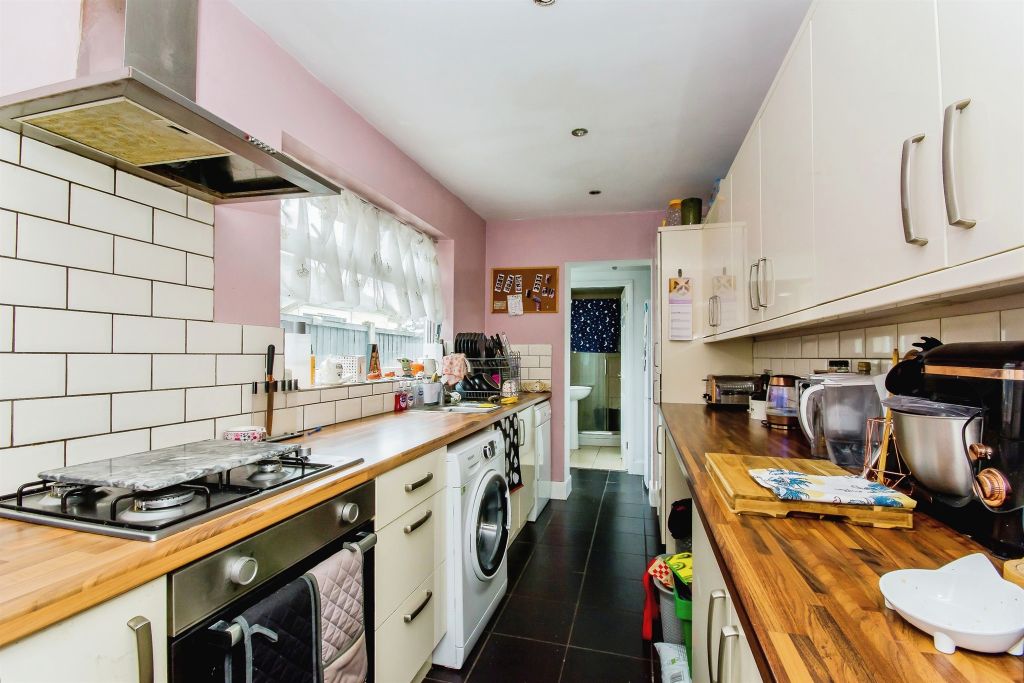 Property photo 3 of 14