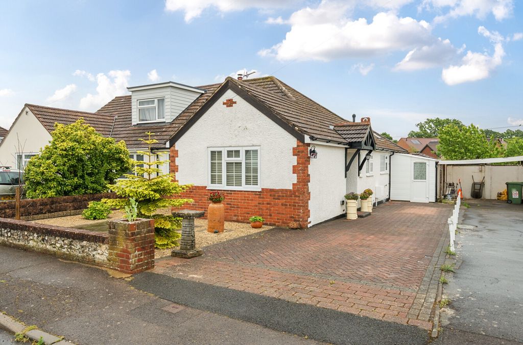 Property photo 1 of 12 1288200-1-6835B05...