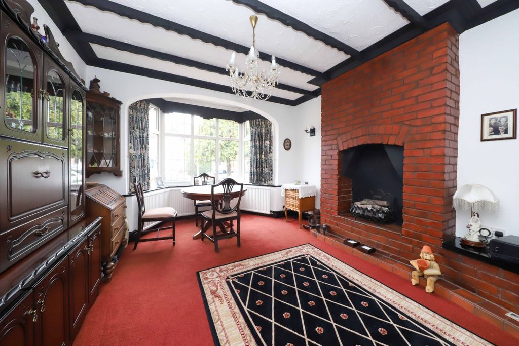 Property photo 3 of 15 4118494