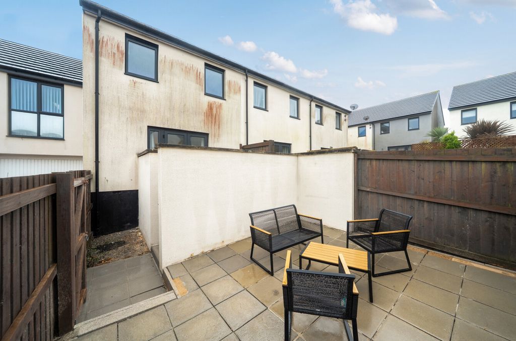 Property photo 1 of 23 1416239-4-699836A...