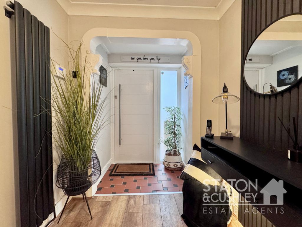 Property photo 3 of 38