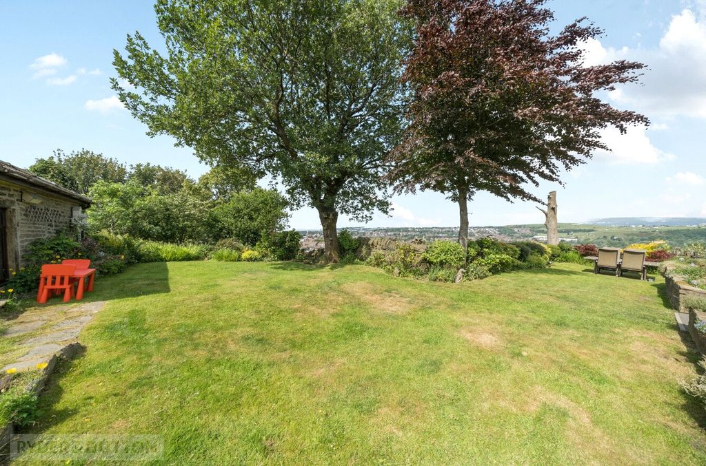 Additional image 22 of 3 bed detached bungalow for saleGrains Road, Shaw, Oldham, Greater Manchester OL2