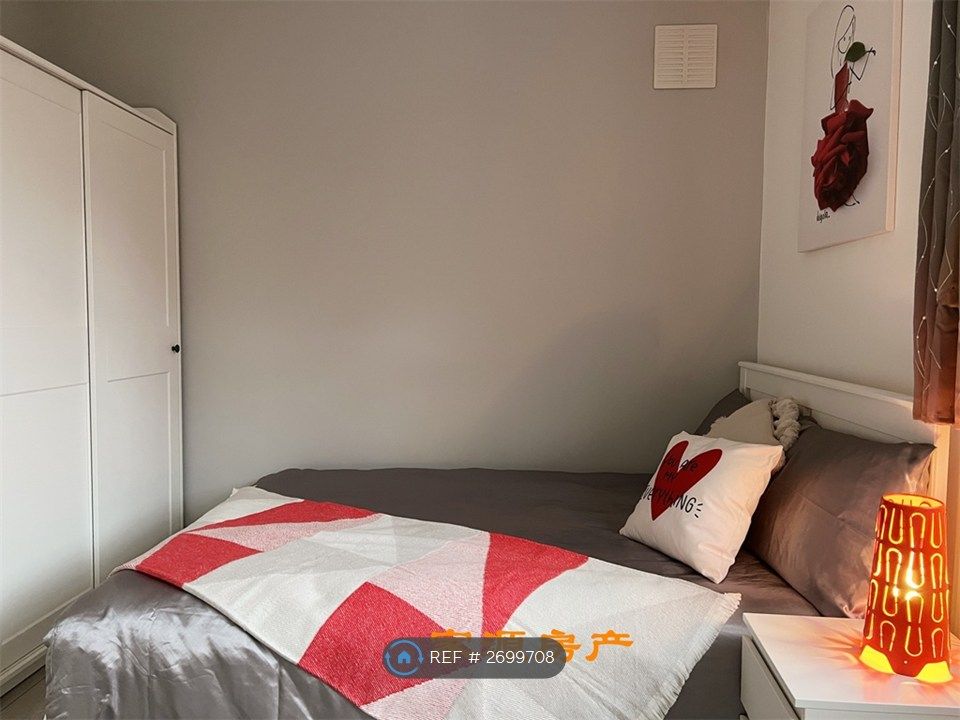 Property photo 2 of 29