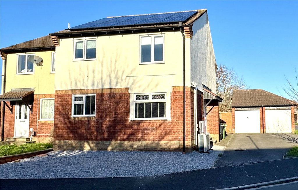 Property photo 1 of 10 Picture No. 01