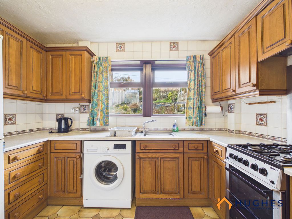 Property photo 3 of 25