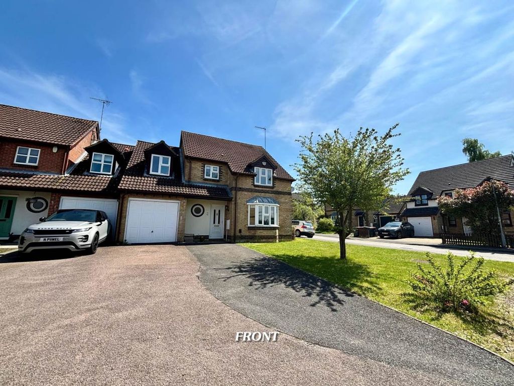 Property photo 2 of 25