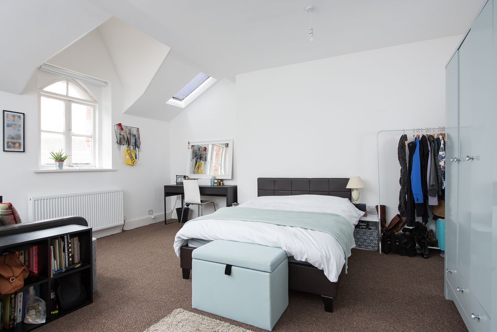 Property photo 2 of 3