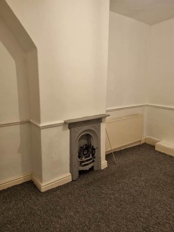 Property photo 1 of 8 Photo 1