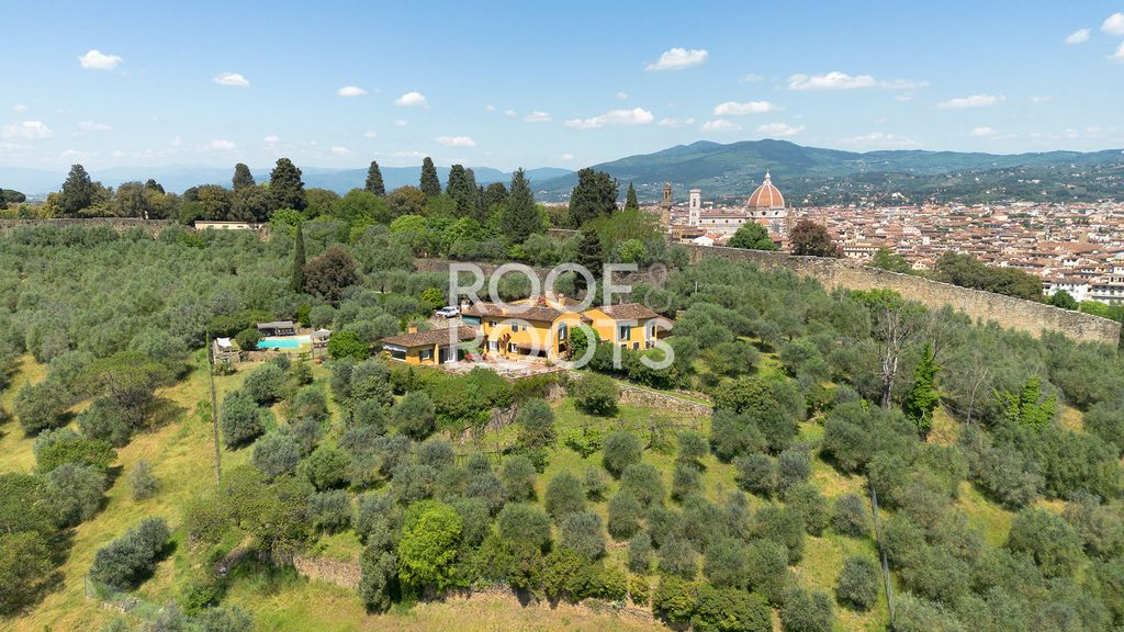 Property photo 1 of 30