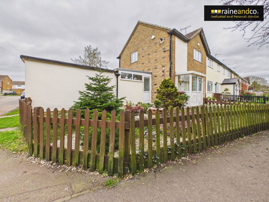 Property photo 2 of 21