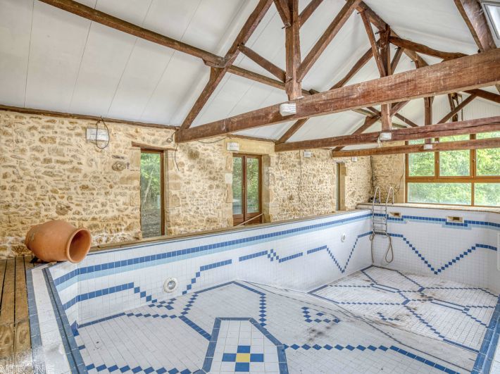 Property photo 3 of 27