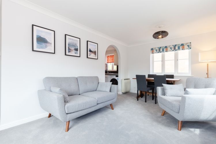 Property photo 1 of 8 229475