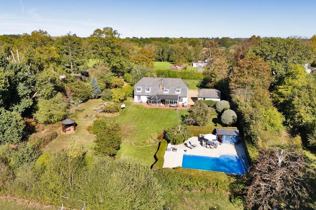 Property photo 1 of 24