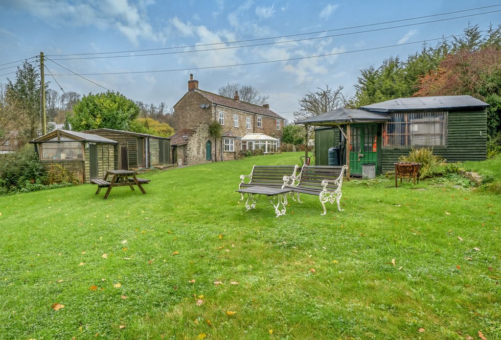 Property photo 1 of 25 1381096-4-69147B1...