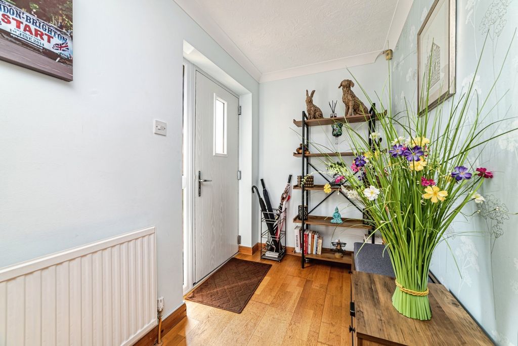 Property photo 3 of 41 Pbox-Img.Jpg