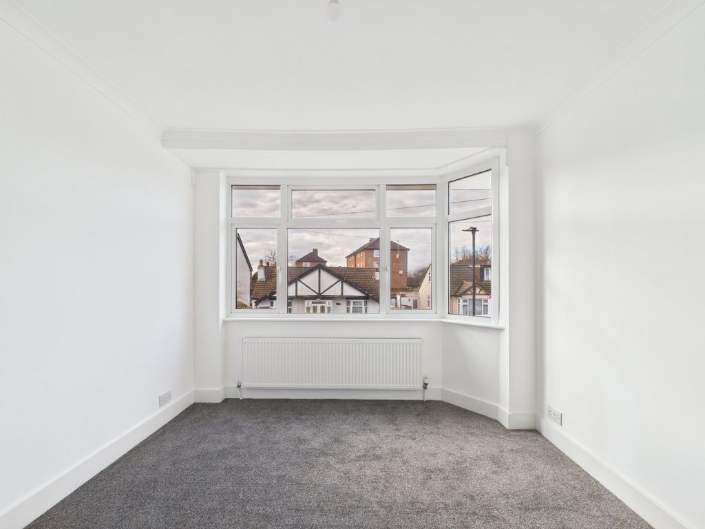 Property photo 2 of 9 Bedroom 1