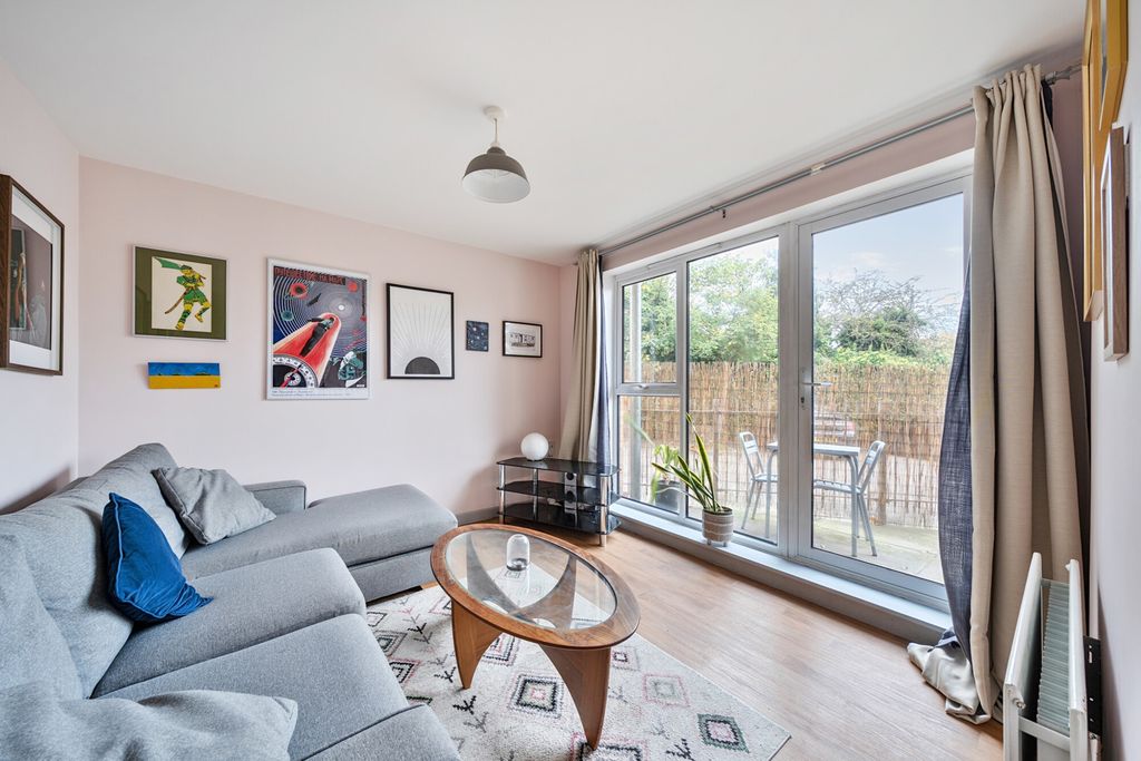 Property photo 2 of 13 Reception