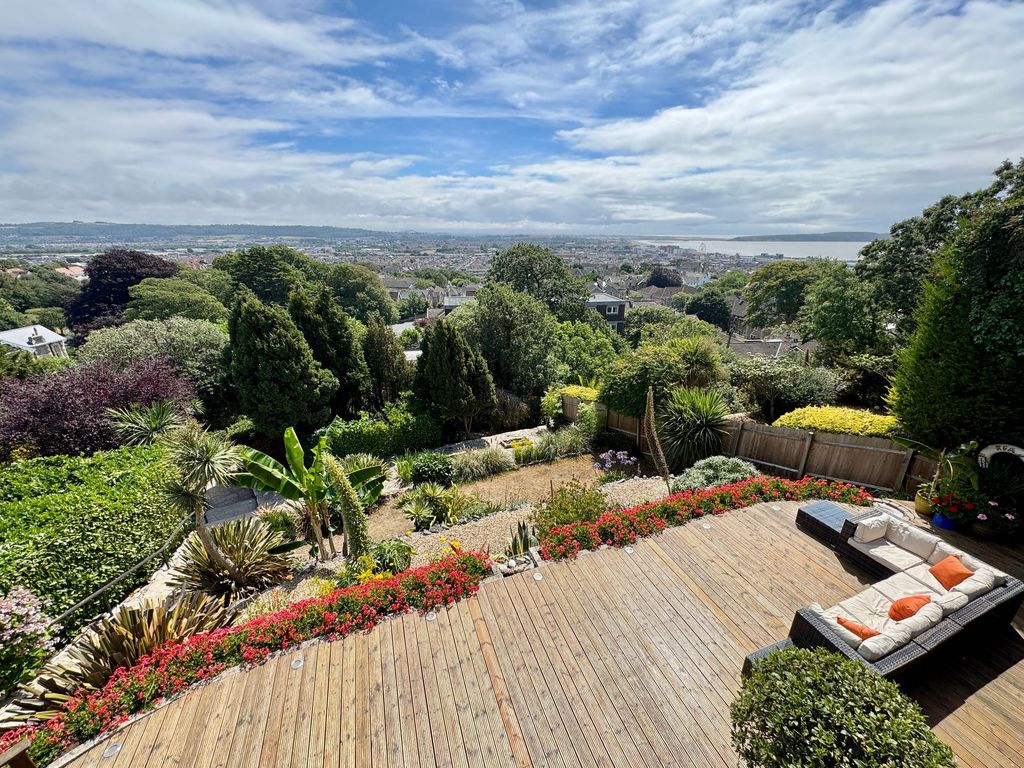 Property photo 1 of 28 Front Decking And Gardens
