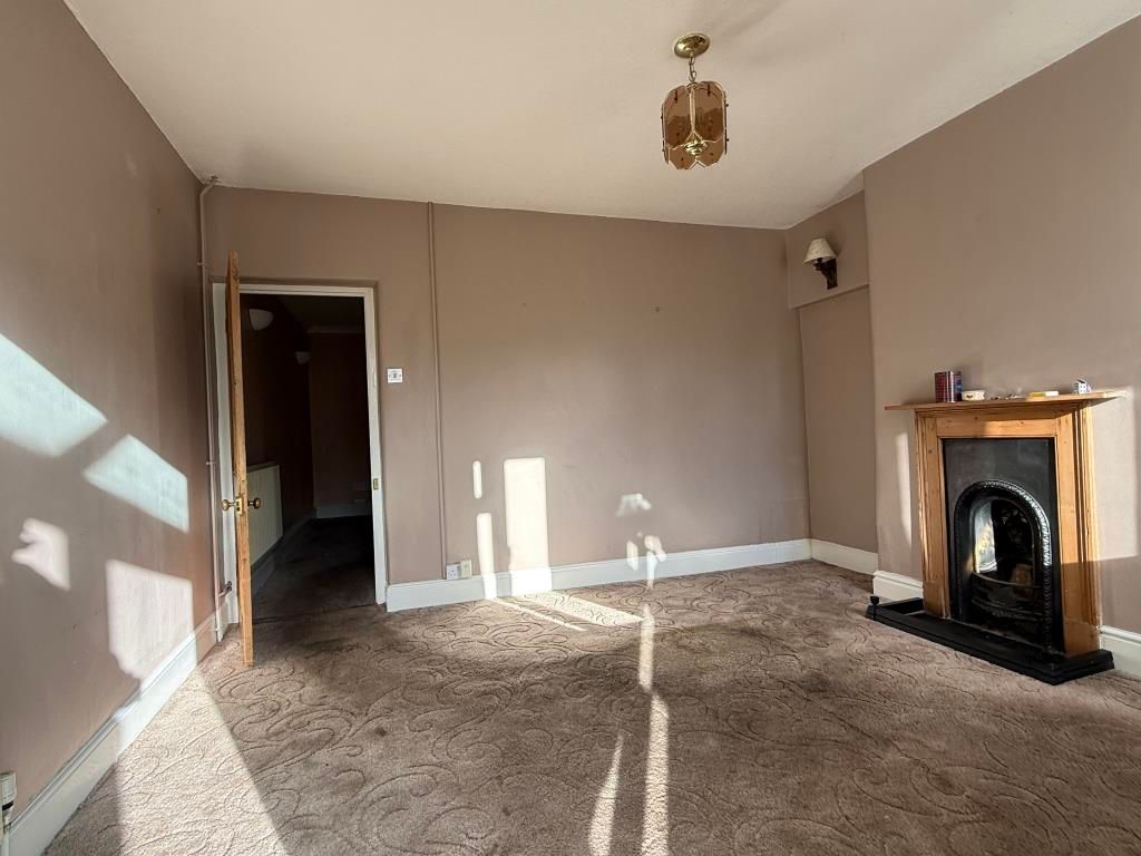 Property photo 3 of 10 Sitting Room