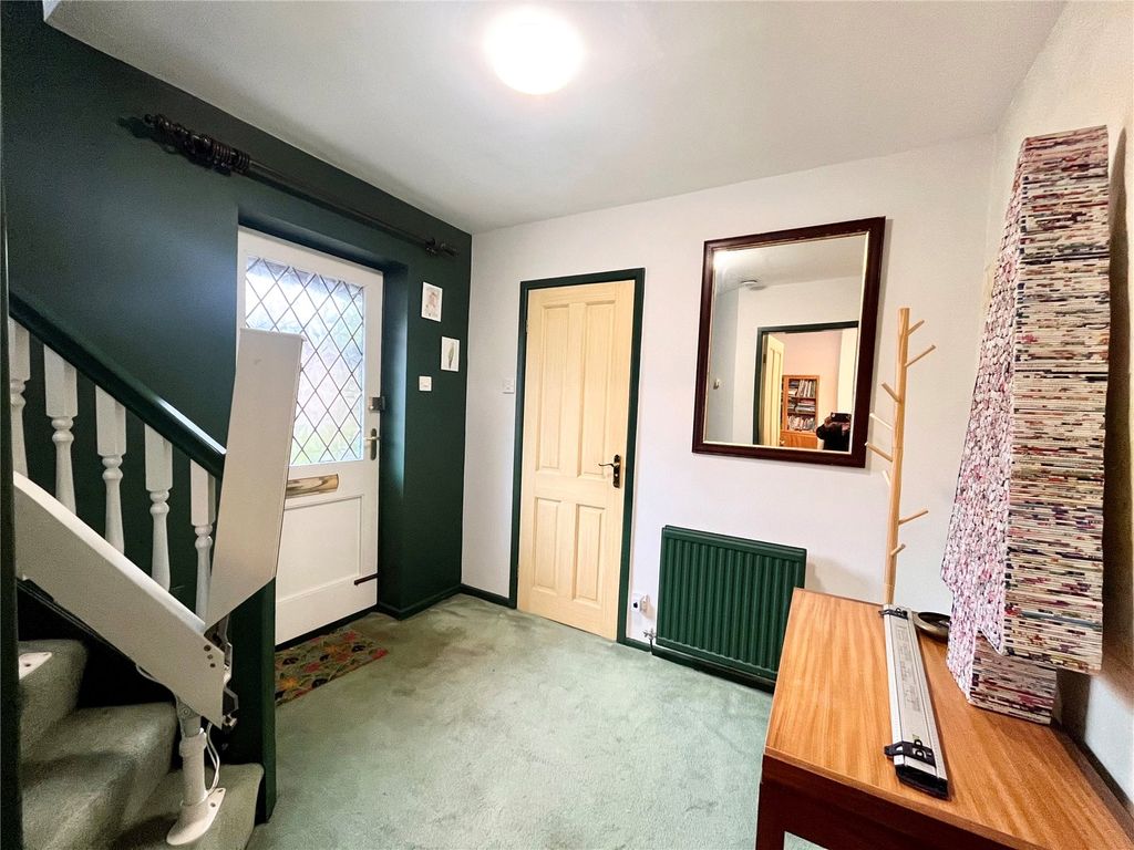 Property photo 2 of 24 Picture No. 16