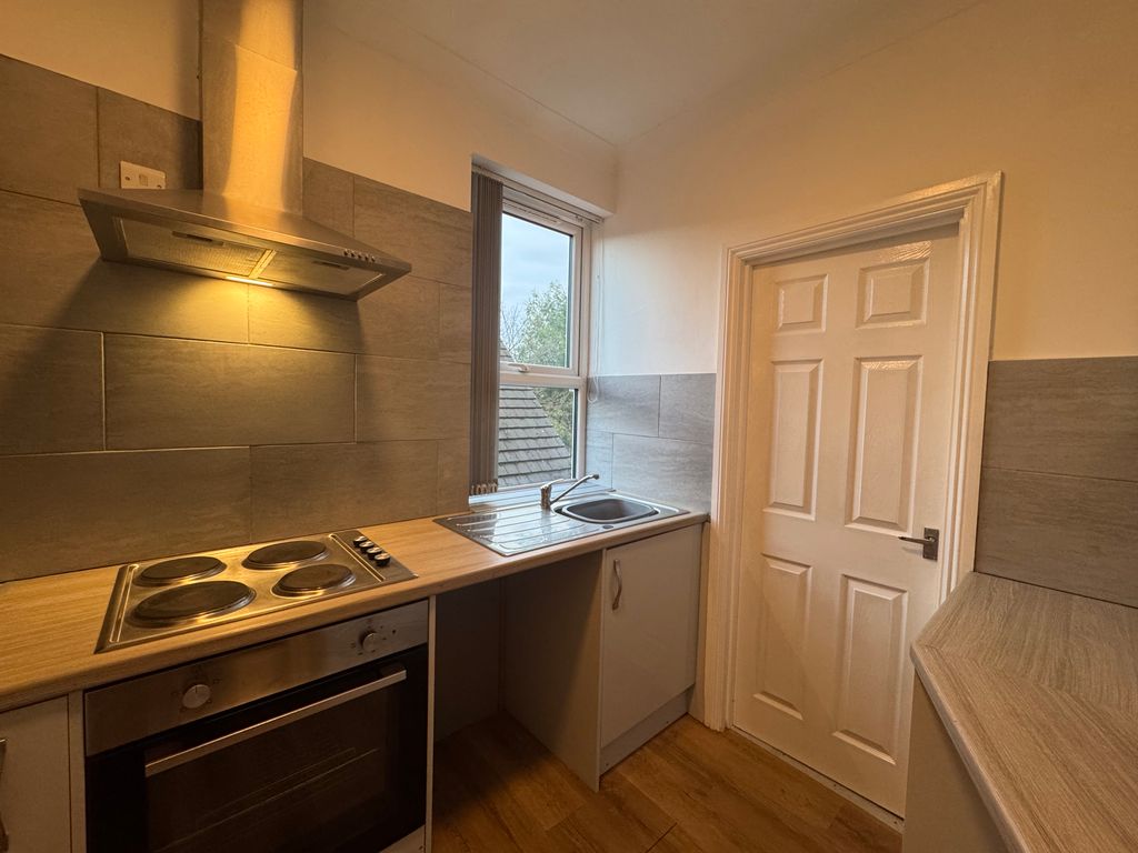 Property photo 2 of 11 Img_2956