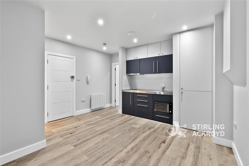 Property photo 1 of 9 Picture No. 16