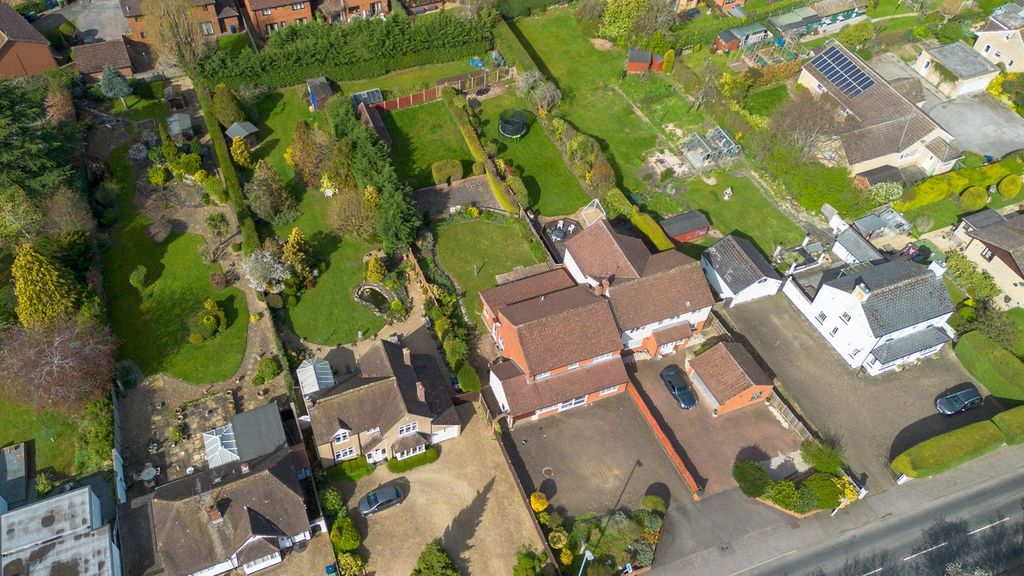 Property photo 1 of 29