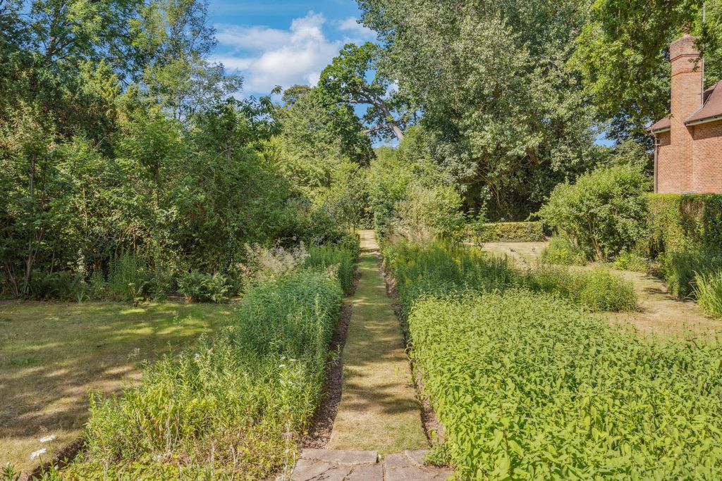 Additional image 14 of 7 bed detached house for salePaines Lane, Pinner Village HA5