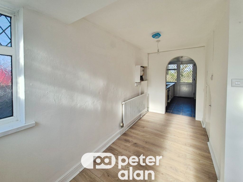 Property photo 2 of 16 Image