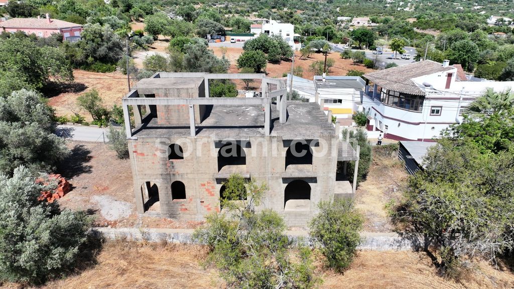 Property photo 1 of 4