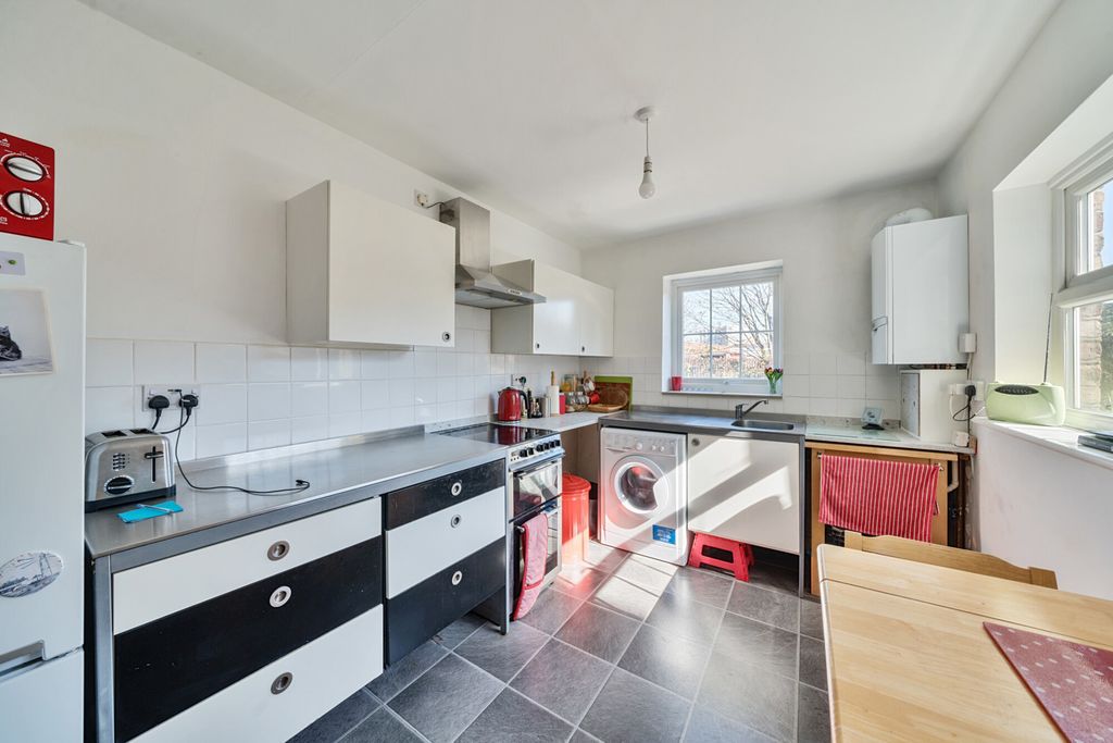 Property photo 2 of 13 Kitchen