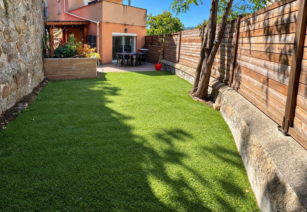 Property photo 2 of 2