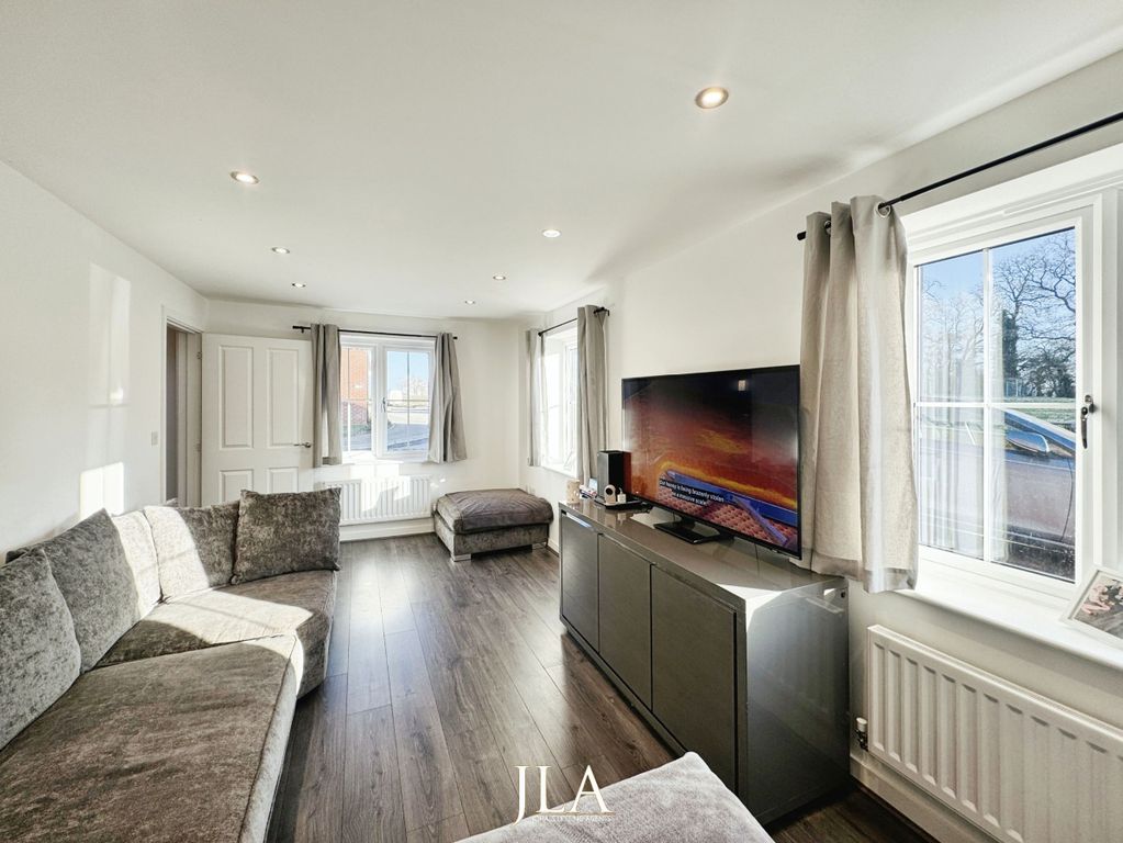 Property photo 2 of 15