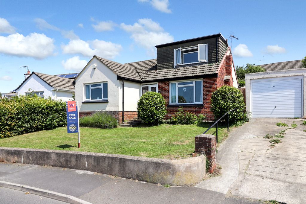 Property photo 1 of 33 Picture No. 32