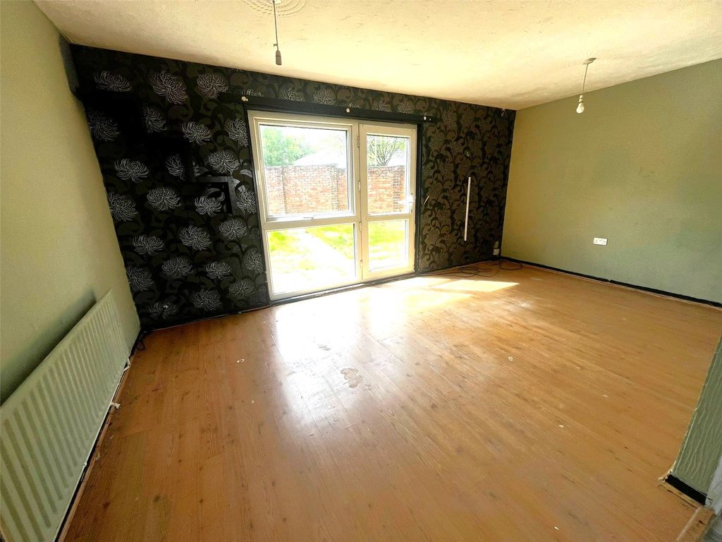 Property photo 2 of 12 Picture No. 12