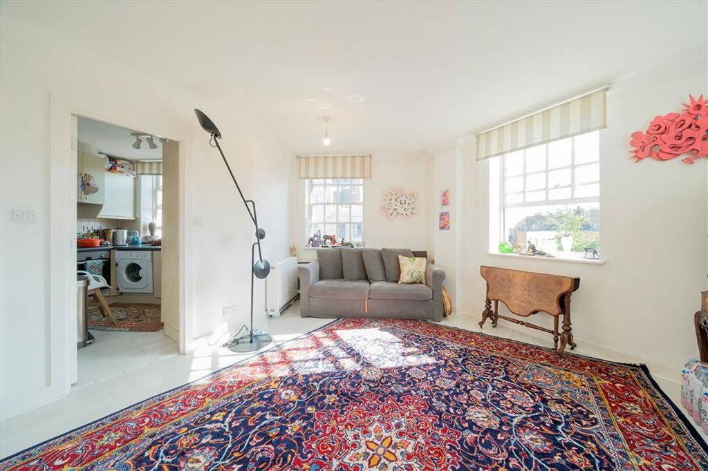 Property photo 3 of 6