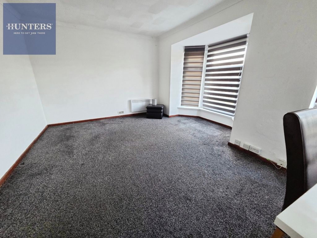 Property photo 3 of 8 Pbox-Img.Jpg