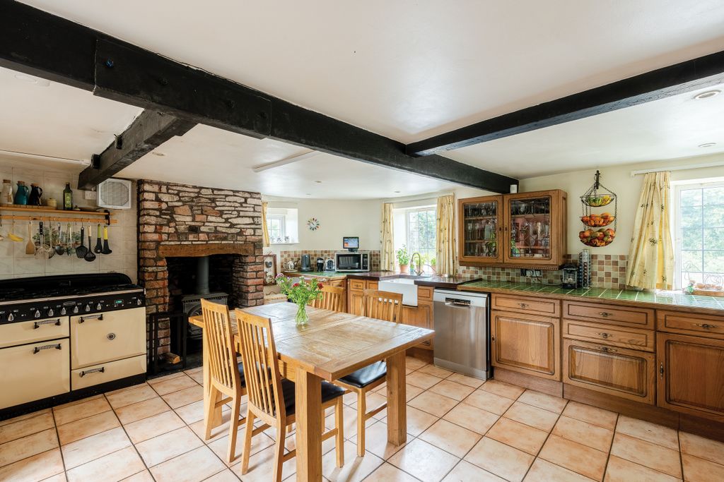 Property photo 2 of 34 2