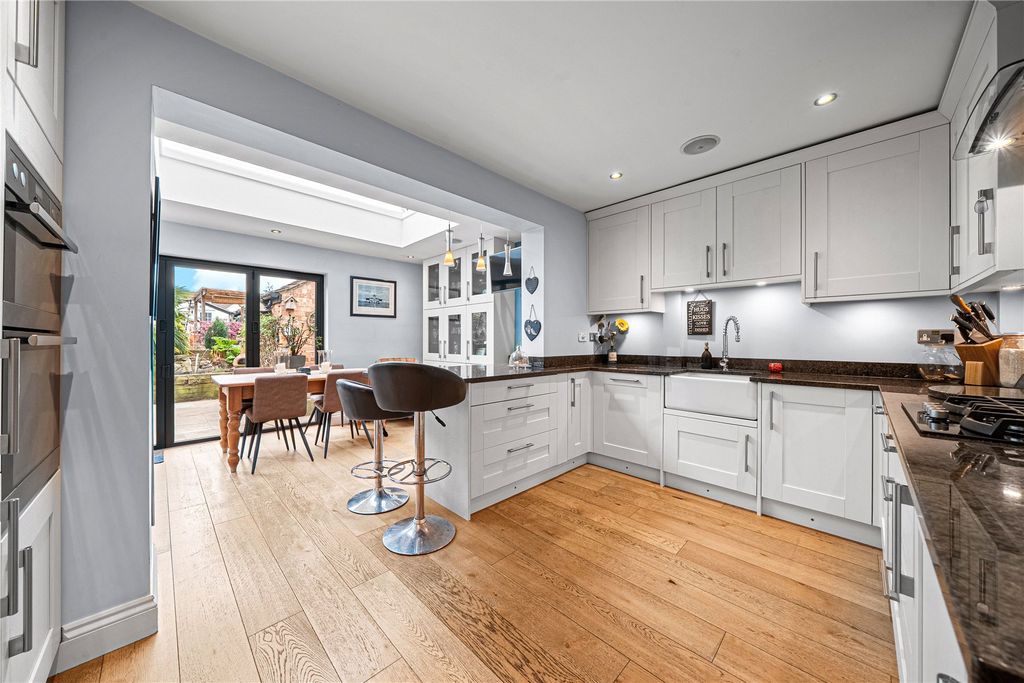 Property photo 2 of 21 Picture No. 09