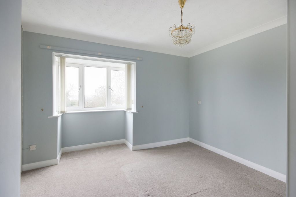 Additional image 6 of 2 bed flat for saleCavendish Square, Bramblefield Estate, Longfield DA3