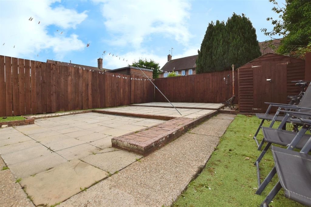 Property photo 3 of 18 249A91dc-Garden 20A.Jpg