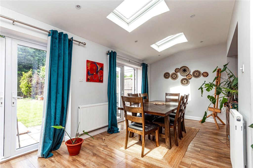 Property photo 3 of 12 Picture No. 15