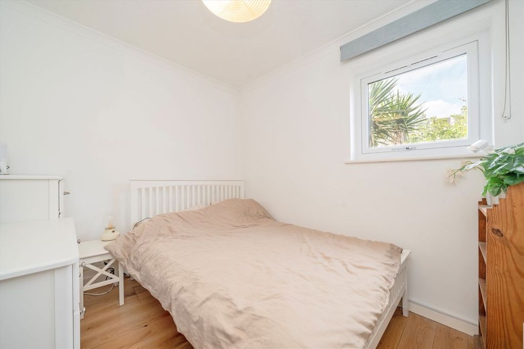 Property photo 2 of 4
