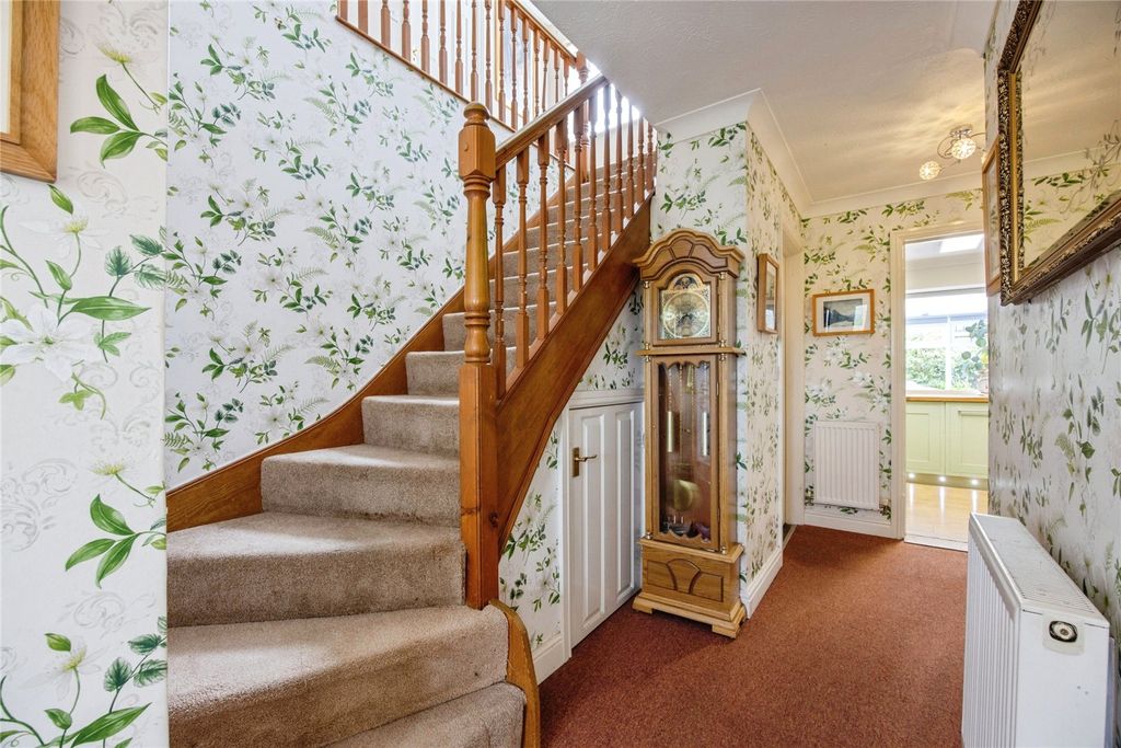 Property photo 2 of 22 Picture No. 14