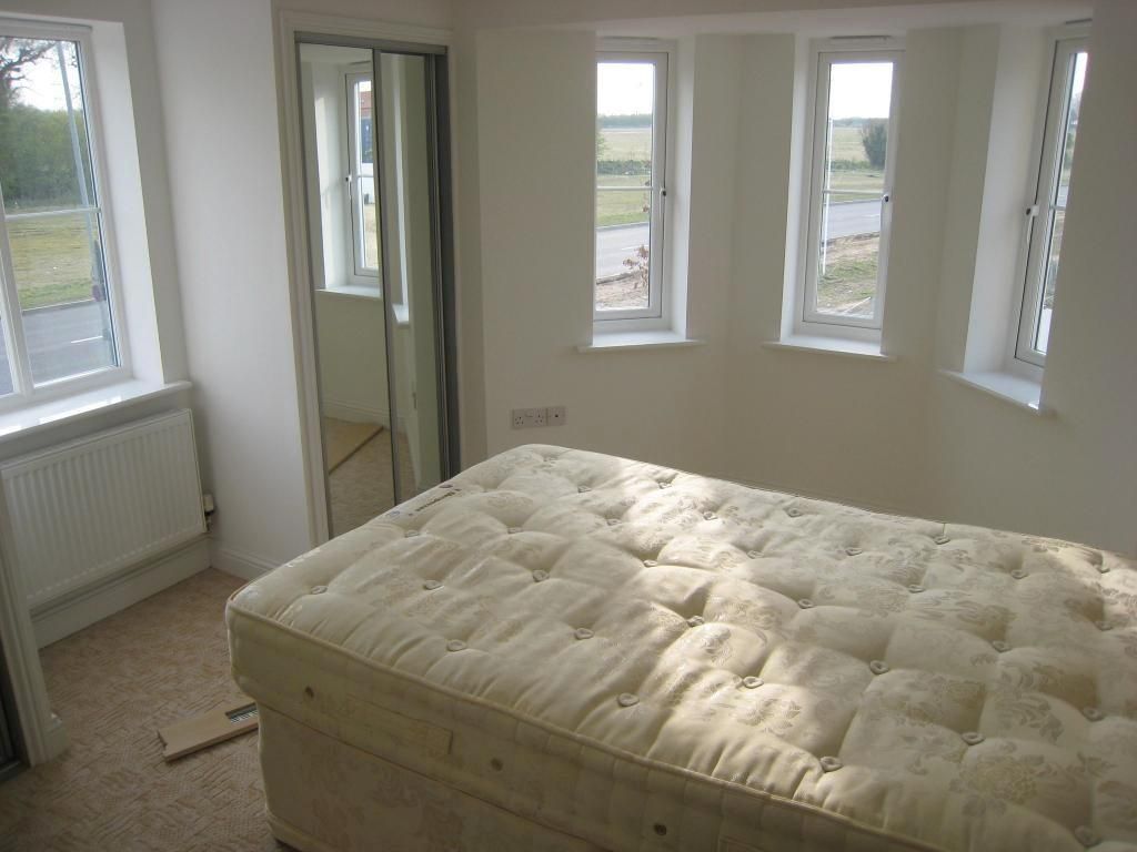 Property photo 3 of 8 Bedroom 1